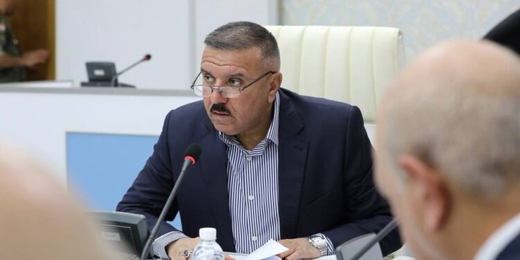 وزير الداخلية يؤكد ضرورة تكثيف الجهد الاستخباري