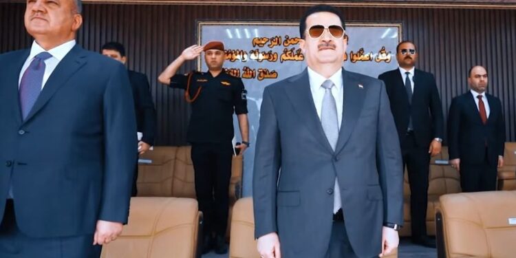 السوداني يوجه بإعادة تأهيل نادي القادة للضباط بمنطقة الكسرة