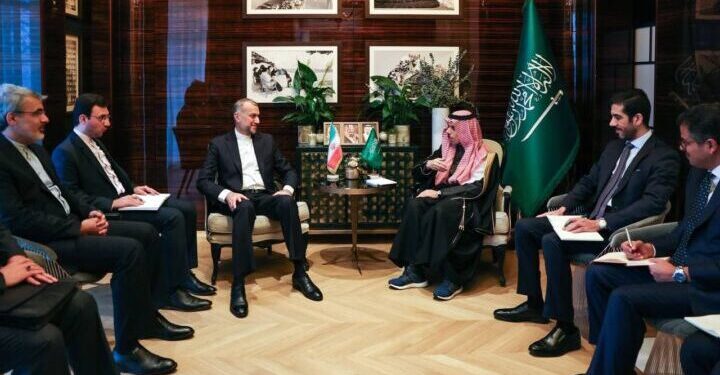 إيران والسعودية تؤكدان على “انطباق وجهات النظر” بشأن دعم الشعب الفلسطيني