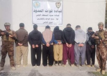 السليمانية .. ضبط 13 متسللا أجنبيا حاولوا اجتياز الحدود بطريقة غير قانونية