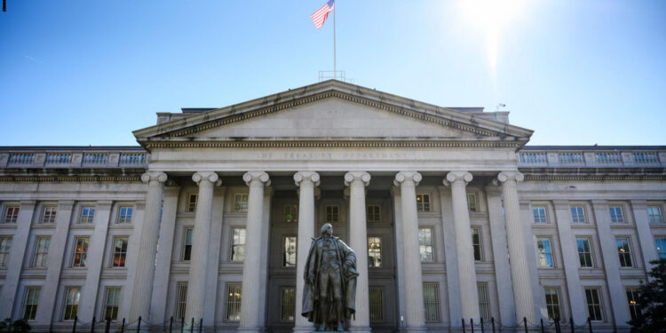 خبير اقتصادي يصنّف “العقوبات الأمريكية” ,,, إنذار للعراق