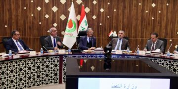 العراق يسعى لاستئناف صادرات كردستان ولزيادة نفطية تصل لـ 6 ملايين برميل يوميا