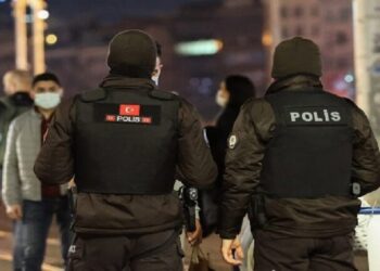 تركيا .. اعتقال 56 مطلوب يتاجرون بالمخدرات والبشر
