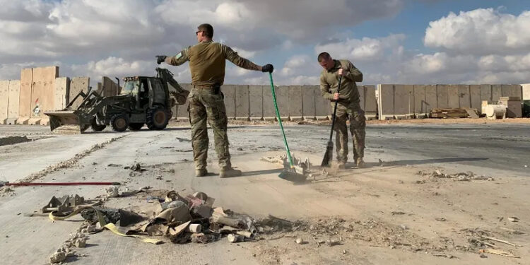 الاعلان عن استهداف “عين الاسد” بطائرة مسيرة