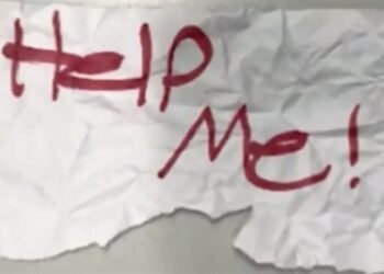 كلمة تنقذ طفلة من عملية اختطاف