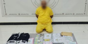 الإطاحة بمتهمَين أحدهما ينتحل صفة ضابط في الأمن الوطني وآخر مفوض في المرور ,, بالجرم المشهود