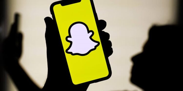 اتهـــام لتطبيق سناب شات بترويـــج صفقات “مخدرات قاتلة” بين الشباب