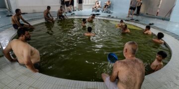 حمامات بغداد الشعبية ,,, الاغتسال في كنف التاريخ