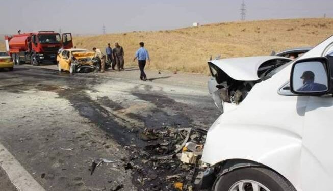 حادث سير يتسبب بإصابة (11 ضابطا وجنديا) بحادث سير على طريق كركوك بغداد