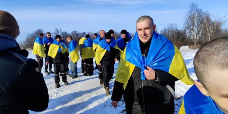 الاعلان عن تبــــادل أسرى حرب بين (روسيا وأوكرانيا)