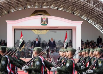 بالصور الاستعراض العسكري بمناسبة الذكرى الـ 102 لتأسيس الشرطة العراقية بحضور السوداني