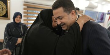 السوداني يلتقي عددا من عوائل شهداء الداخلية