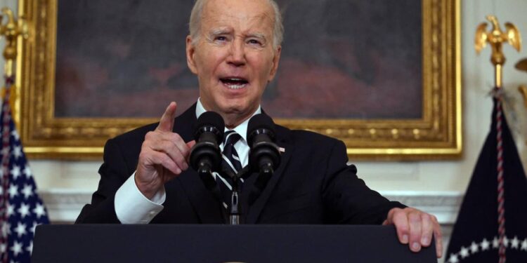 بايدن .. عدم وجود قبول لتصرفات طهران في المنطقة