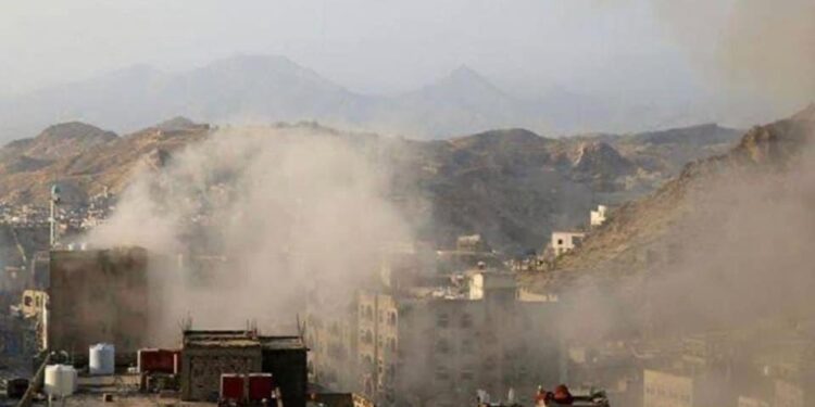غارات جوية جديدة تستهدف 8 مواقع للحوثيين