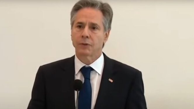 بلينكن.. كوت ديفوار شريك أساسي في مكافحة الإرهاب