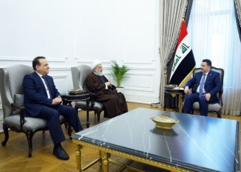 السوداني يلتقي الشيخ الخطيب ويجدد دعم العراق للفلسطينيين واللبنانيين