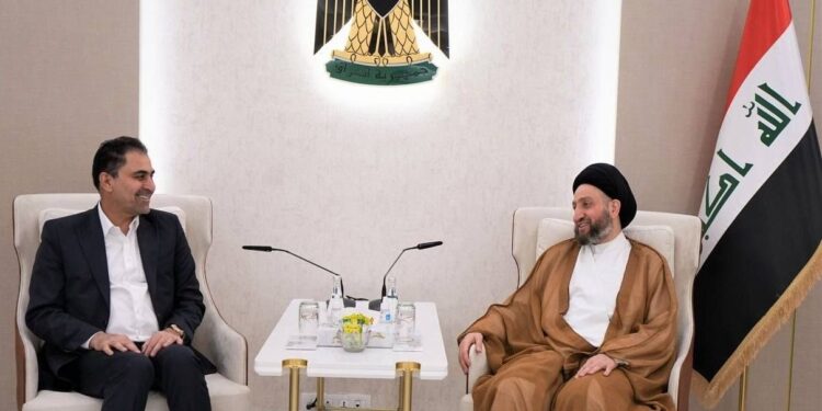 المندلاوي يلتقي الحكيم لبحث الاوضاع السياسية