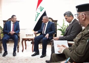 وزير الداخلية يلتقي السفير الفلسطيني