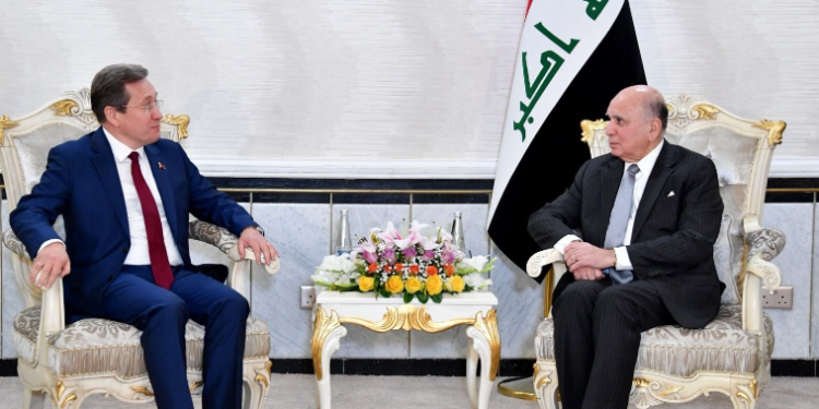 وزير الخارجية يستقبل السفير البيلاروسي