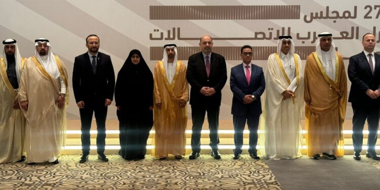 وزيرة الاتصالات تعلن استحصـــال الموافقة على ادخال رخصة مشغل جوال رابعة للعراق