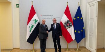 وزير الخارجيّة يلتقي نظيره النمساوي
