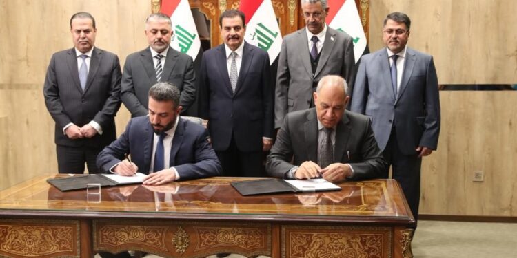 الاعلان عن توقيـــع عقد استثمار ومعالجة الغاز بحقل “نهر بن عمر”