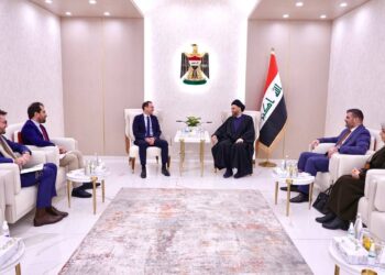 الحكيم يؤكد على أهمية تعزيز العلاقات بين العراق وفرنسا