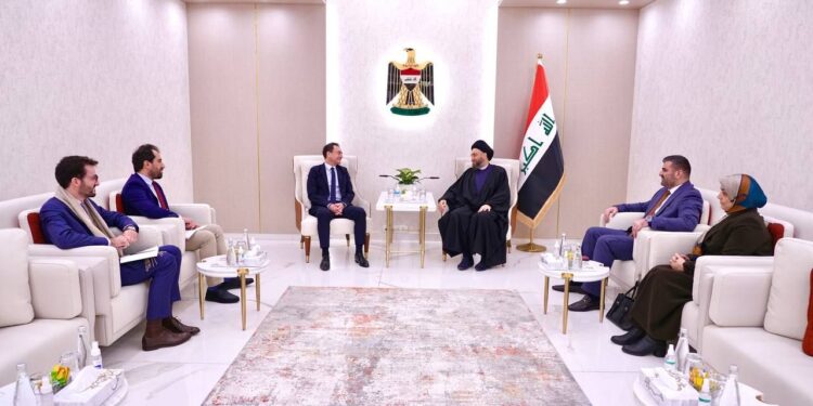 الحكيم يؤكد على أهمية تعزيز العلاقات بين العراق وفرنسا