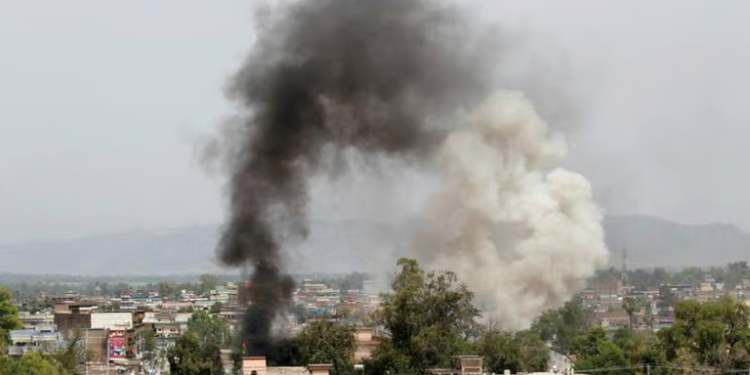 ايران .. سماع دوي انفجار في شيراز وسط أنباء عن سقوط مروحية