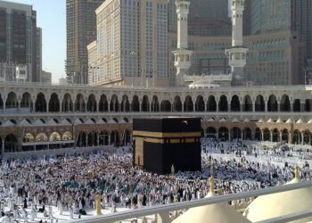 لماذا مكة دافئة في الشتاء ؟