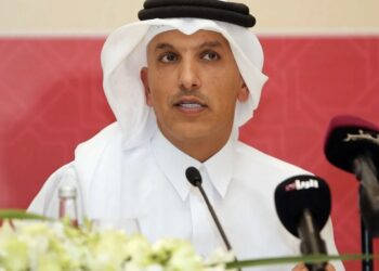 السجن 20 عاما لوزير قطري وتغريمه بأكثر من 16 مليار $
