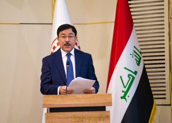 محافظ البنك المركزي .. منعنا مصارف وشركات من الحصول على الدولار