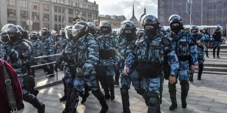 روسيا تعلن عن اعتقال تعتقل أمريكية بتهمة الخيانة ومساعدة الجيش الاوكراني