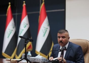 الشمري يدعو لمكافحة الفساد لــ”رفع الروح المعنوية” للمنتسبين