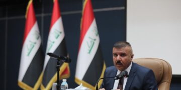 الشمري يدعو لمكافحة الفساد لــ”رفع الروح المعنوية” للمنتسبين