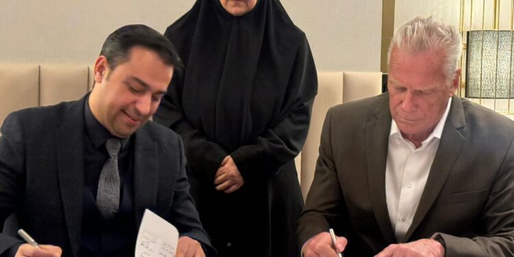 توقيع اتفاق تعاون مشترك عالمي لامرار السعات الدولية عبر العراق