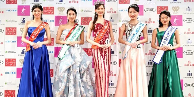 ملكة جمال اليابان ” تتخلــــى” عن لقبها