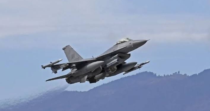 الاعلان عن مصرع 5 جنود امريكان بتحطم طائرة