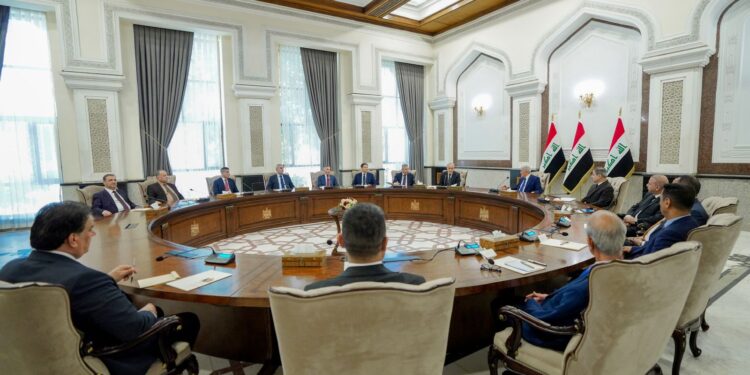 رئيس الجمهورية يؤكد أهمية “تعزيز التعاون” بين القضاء الاتحادية وقضاء كردستان