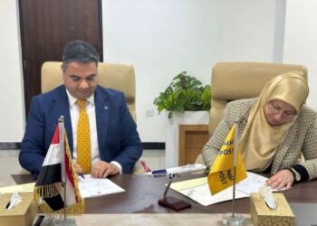 توقيع عقد بين (البريد العراقي والخطوط الجوية التركية)