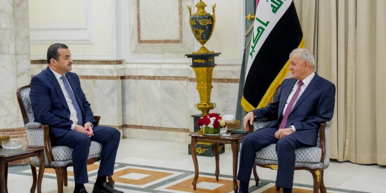 رئيس الجمهورية يدعو للتنسيـــق بين “الدول المصدرة للغاز” في مجال الاستكشاف والاستخراج