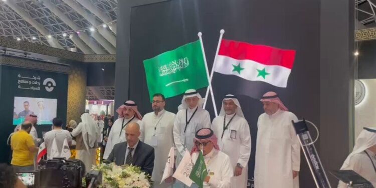 خــــلاف على الحــــج بيــــن “دمشق والمعارضة السورية”