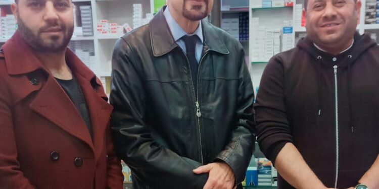 الهيئة الإدارية لنادي حيفا الرياضي الفلسطيني بالعراق تقدم شكر للطبيب الإستشاري (علي الشالجي)