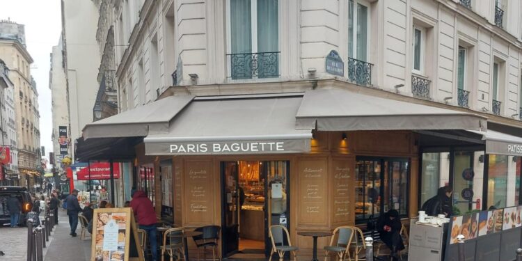 ملاذ الثقافة وساحة فرنسية لبيع الكتب … الحي اللاتيني