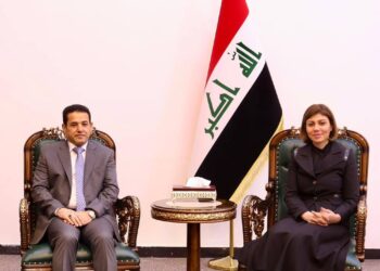 مستشار الأمن القومي يلتقي وزيرة الهجرة والمهجرين