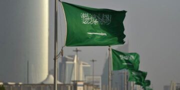 السعودية تحذر من “انفجار” في المنطقة