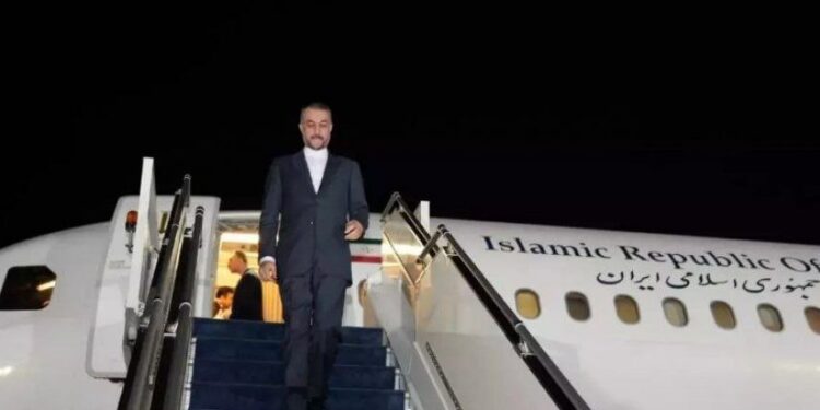 وزير الخارجية الايراني يصل الى جنيف