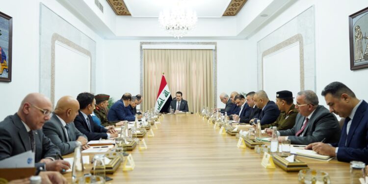 السوداني .. وضعنا خطط الطوارئ اللازمة لضمان استمرار تزويد المواطنين بالطاقة الكهربائية