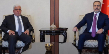 وزير الخارجية التركي يلتقي رئيس هيئة الحشد الشعبي