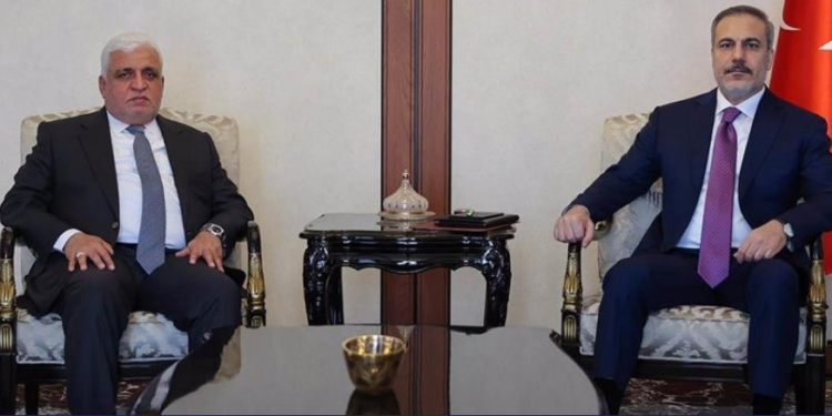 وزير الخارجية التركي يلتقي رئيس هيئة الحشد الشعبي